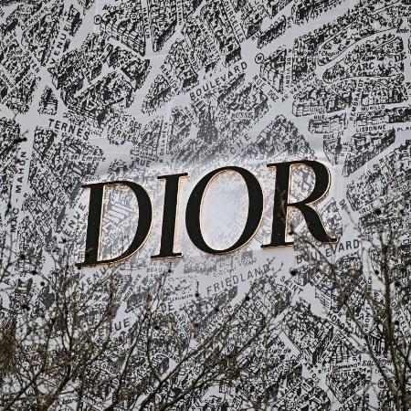 디올 [Dior]